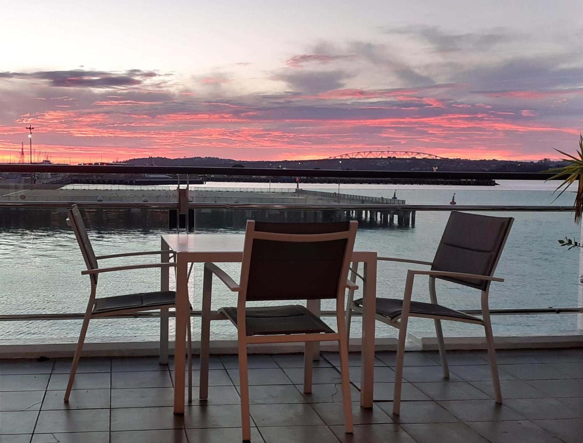 Life On Water- Princes Wharf Apartment With Fabulous Views Auckland Eksteriør billede